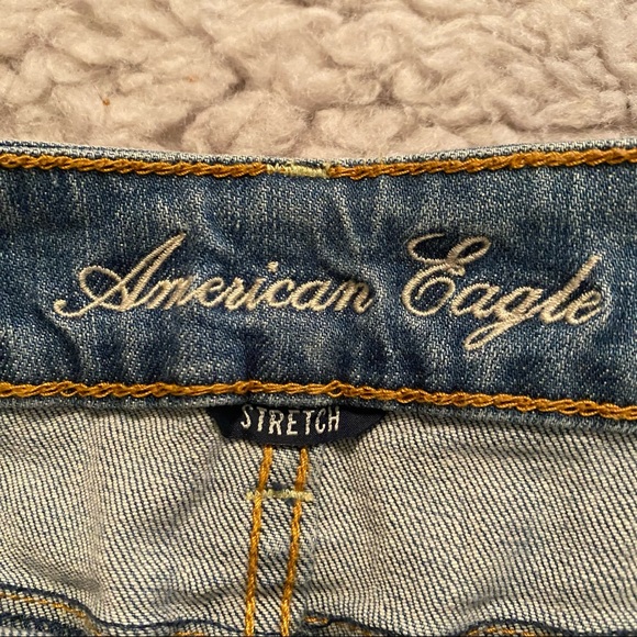 American Eagle Blue Distressed Denim Shorts - Picture 3 of 6
